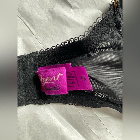 L’agent Agent Provocateur satin push up bra Black 34E 34DD never worn padded - Picture 3 of 5